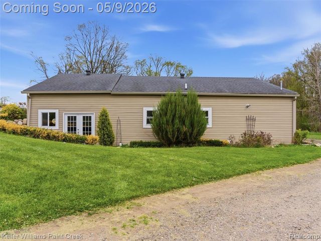 3450 S Ortonville Road, Clarkston, MI 48348