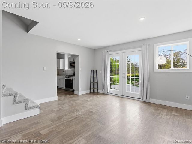 3450 S Ortonville Road, Clarkston, MI 48348