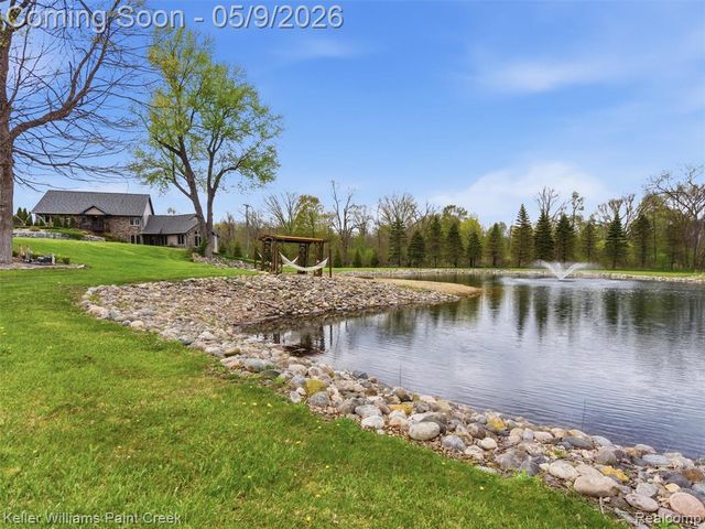 3450 S Ortonville Road, Clarkston, MI 48348