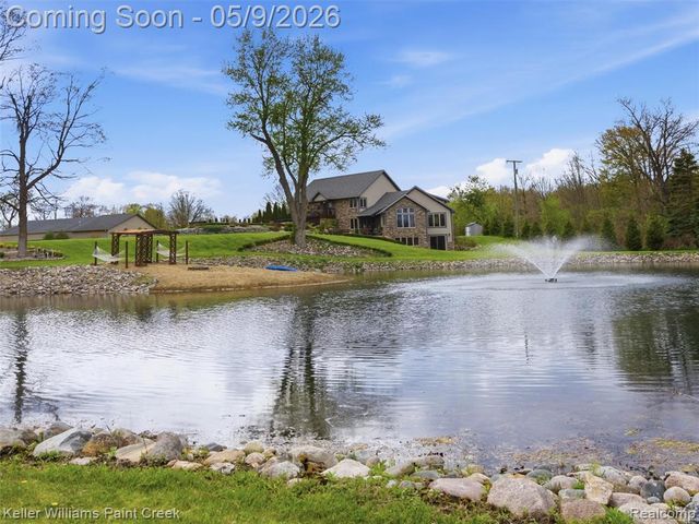 3450 S Ortonville Road, Clarkston, MI 48348