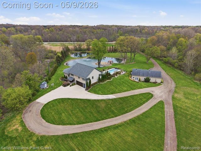 3450 S Ortonville Road, Clarkston, MI 48348