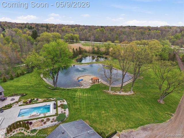 3450 S Ortonville Road, Clarkston, MI 48348