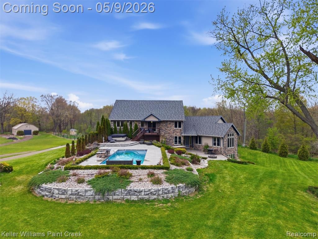 3450 S Ortonville Road, Clarkston, MI 48348