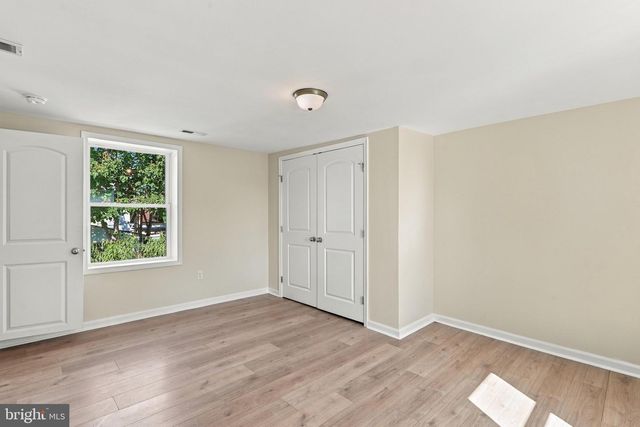 111 N HIGH ST, Martinsburg, WV 25404