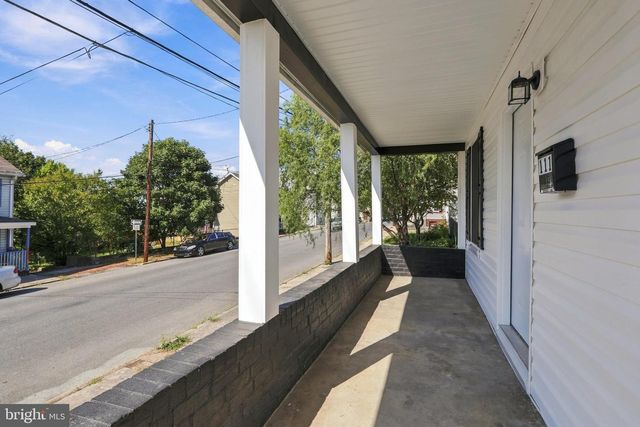 111 N HIGH ST, Martinsburg, WV 25404