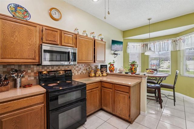 3521 MOLONA DRIVE, Orlando, FL 32837