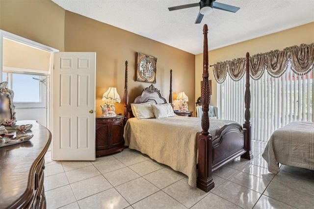 3521 MOLONA DRIVE, Orlando, FL 32837