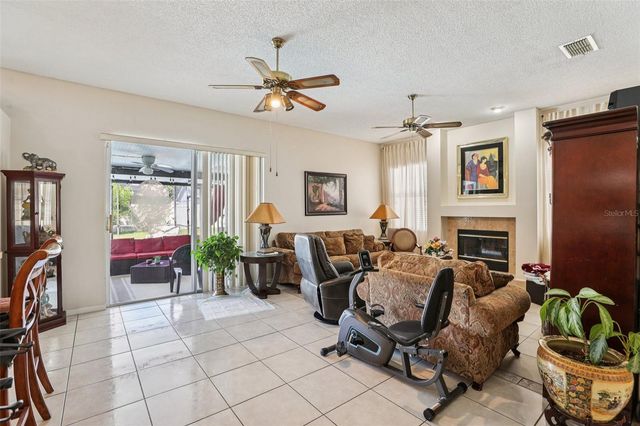 3521 MOLONA DRIVE, Orlando, FL 32837