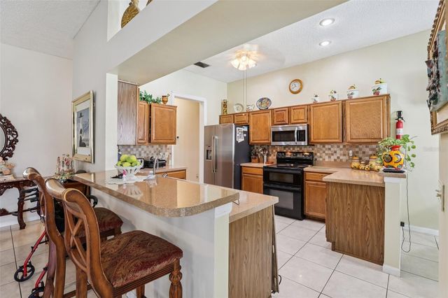 3521 MOLONA DRIVE, Orlando, FL 32837