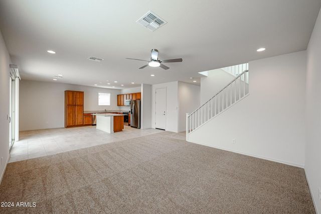 9037 W Luke Avenue, Glendale, AZ 85305