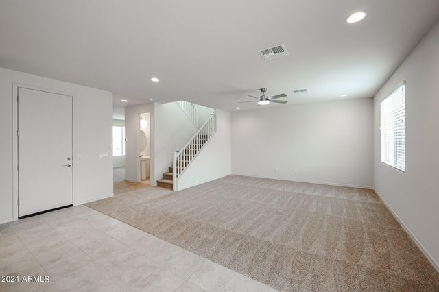 9037 W Luke Avenue, Glendale, AZ 85305