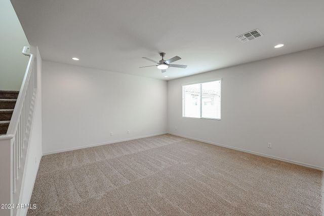 9037 W Luke Avenue, Glendale, AZ 85305