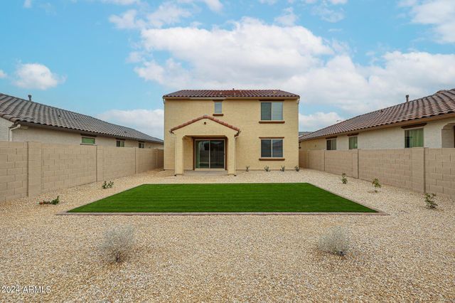 9037 W Luke Avenue, Glendale, AZ 85305