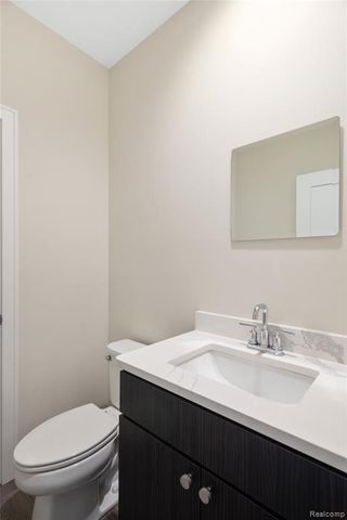 1049 Hampton Circle 44, Detroit, MI 48207