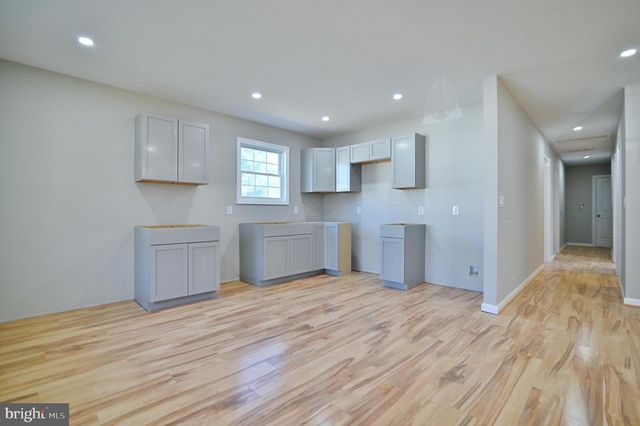 240 DEFORD AVE, Stanley, VA 22851