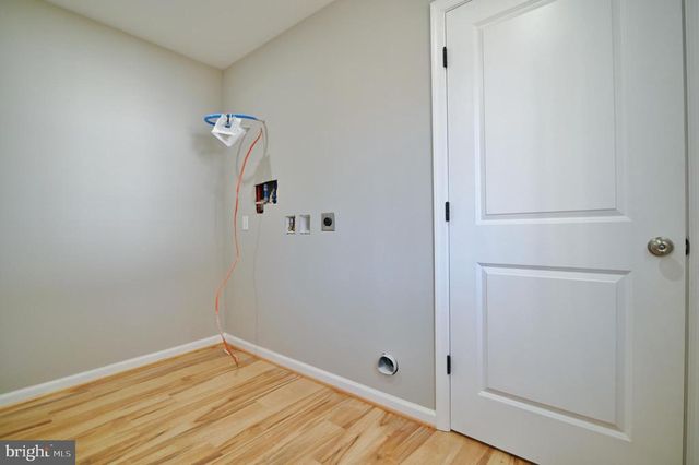 240 DEFORD AVE, Stanley, VA 22851