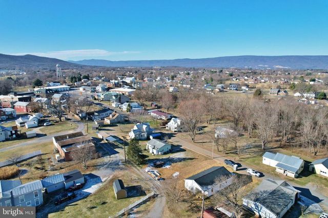 240 DEFORD AVE, Stanley, VA 22851