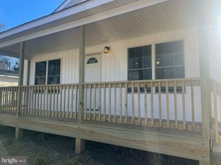 240 DEFORD AVE, Stanley, VA 22851