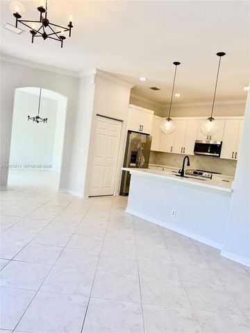 4946 SW 38th Way 0, Hollywood, FL 33312
