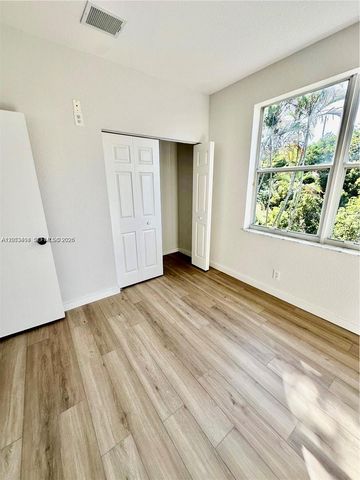 4946 SW 38th Way 0, Hollywood, FL 33312