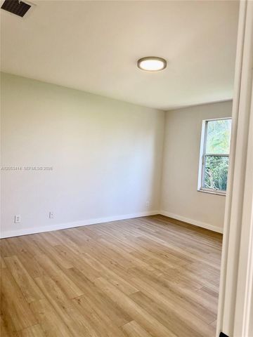 4946 SW 38th Way 0, Hollywood, FL 33312