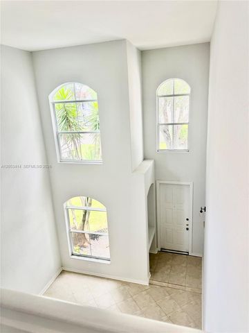 4946 SW 38th Way 0, Hollywood, FL 33312