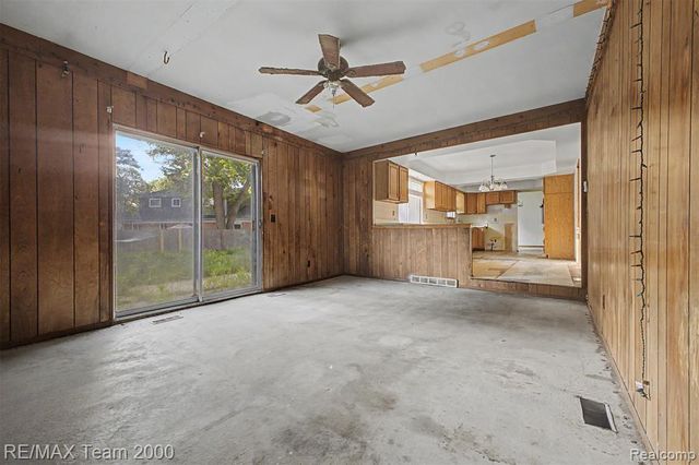 3754 Anvil Drive, Troy, MI 48083