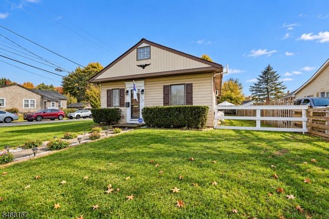 38 Butler St, Franklin Boro, NJ 07416