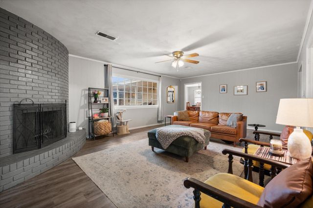 2313 52nd Street, Lubbock, TX 79412