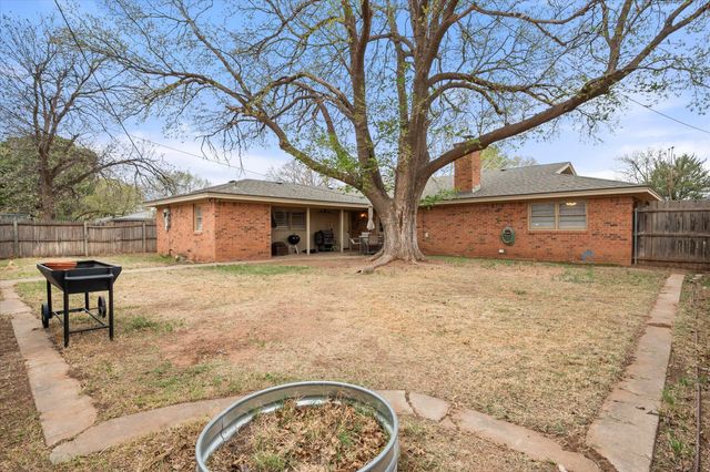 2313 52nd Street, Lubbock, TX 79412