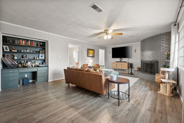 2313 52nd Street, Lubbock, TX 79412