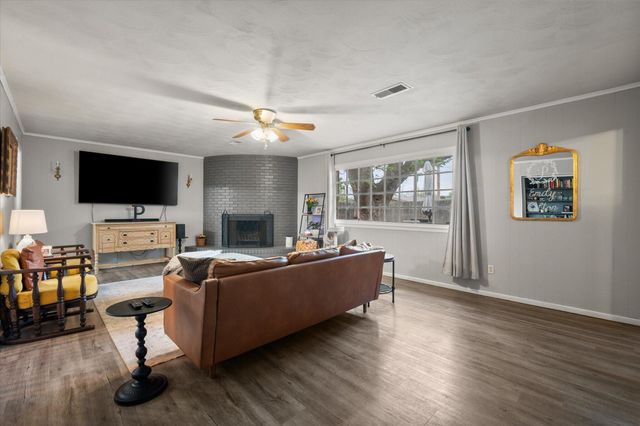 2313 52nd Street, Lubbock, TX 79412