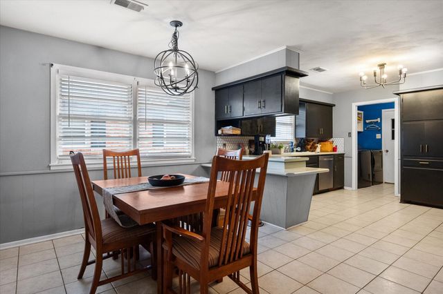 2313 52nd Street, Lubbock, TX 79412