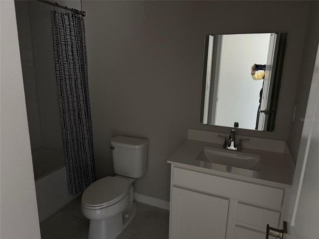 1200 PORT BLUE WAY, Lady Lake, FL 32159