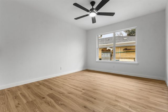 1917 S Vernon Avenue, Dallas, TX 75224