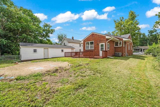 318 E Edison Avenue, Des Moines, IA 50315