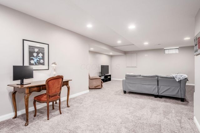 6315 Steinbeck Way, Westerville, OH 43082