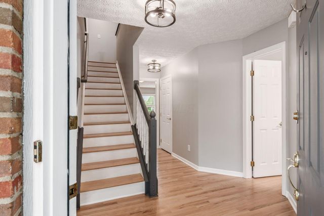 6315 Steinbeck Way, Westerville, OH 43082
