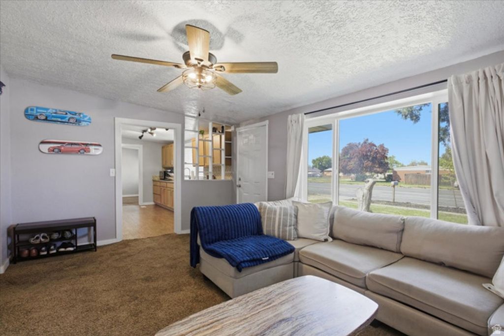 Image 3 of property listing at 962 N MONROE BLVD, Ogden, UT 84404