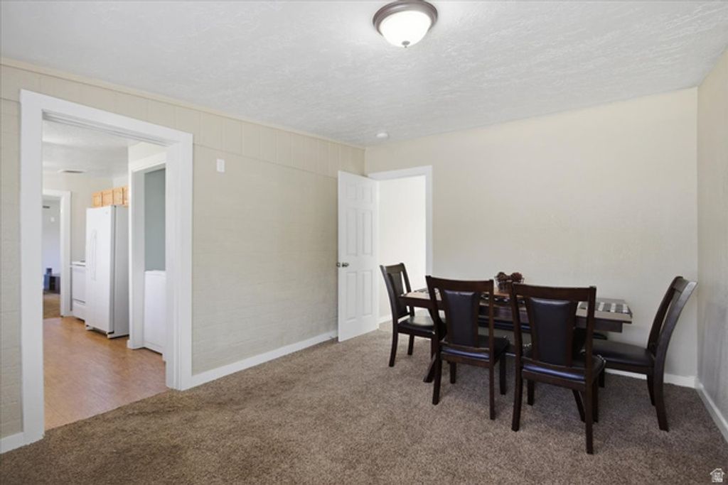 Image 5 of property listing at 962 N MONROE BLVD, Ogden, UT 84404