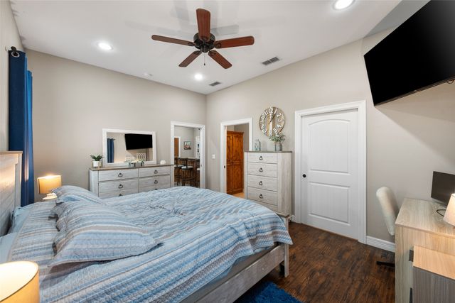 606 Sunset Point, Kerens, TX 75144