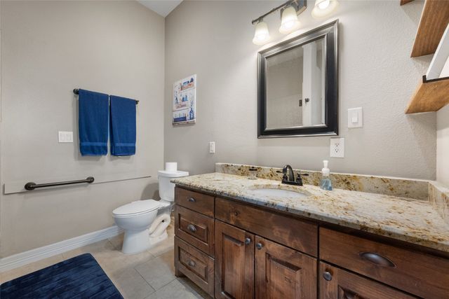 606 Sunset Point, Kerens, TX 75144