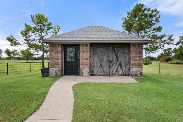 606 Sunset Point, Kerens, TX 75144