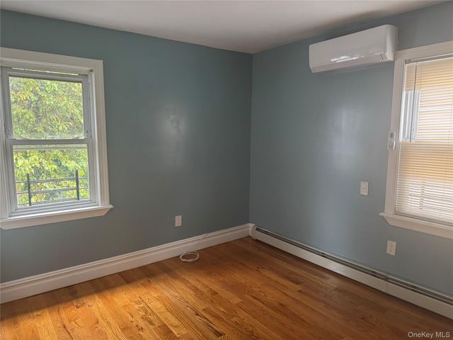 17829 120th Avenue, Saint Albans, NY 11434