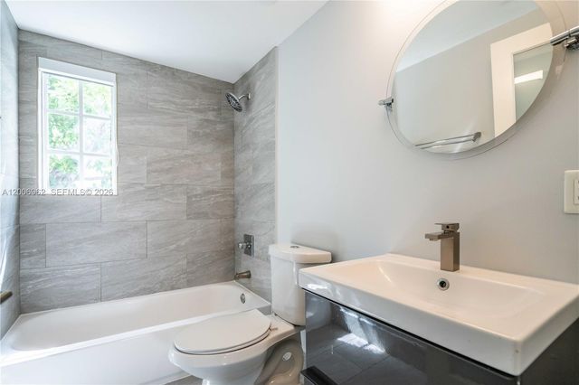 331 85th St 24, Miami Beach, FL 33141