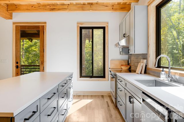39 Bent Creek Preserve Road, Asheville, NC 28806