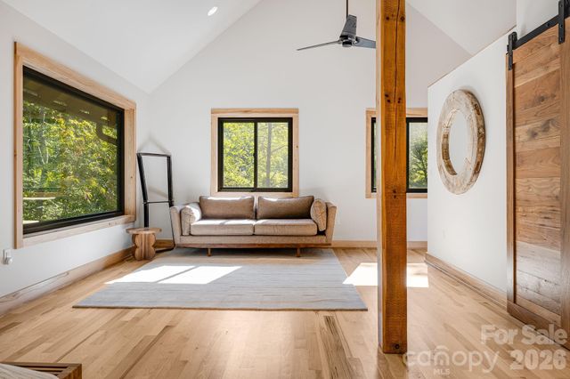 39 Bent Creek Preserve Road, Asheville, NC 28806