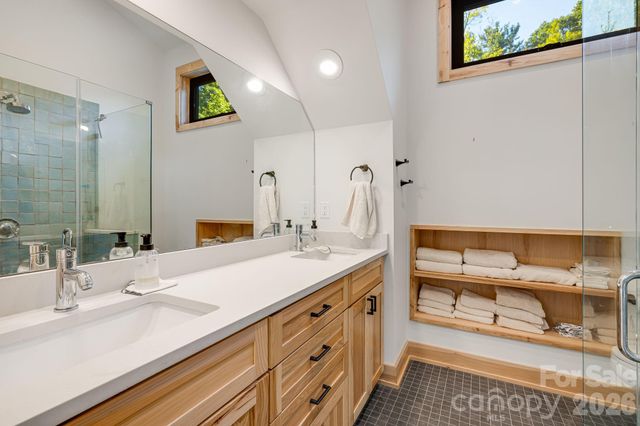 39 Bent Creek Preserve Road, Asheville, NC 28806