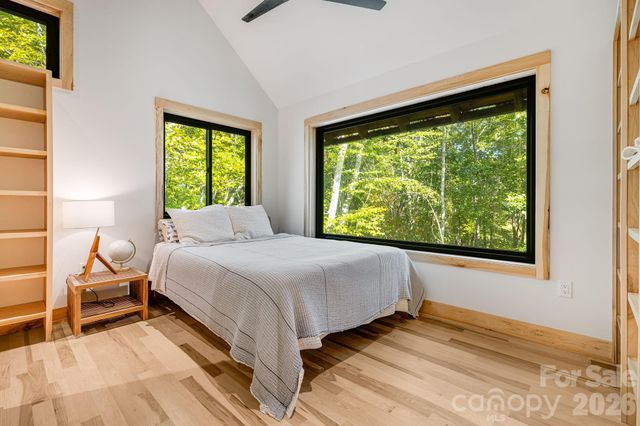 39 Bent Creek Preserve Road, Asheville, NC 28806