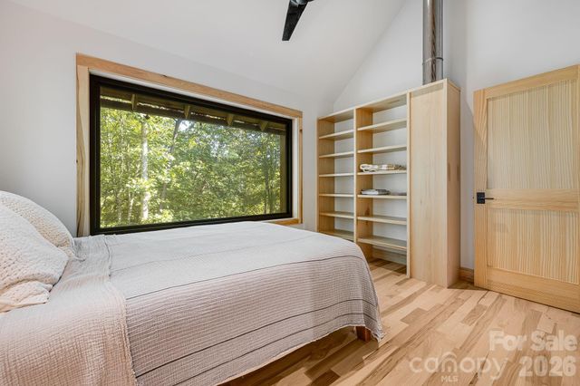39 Bent Creek Preserve Road, Asheville, NC 28806